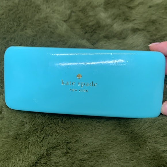 Kate Spade Blue & Green Hard Shell Glasses Case with Cloth - Picture 3 of 9